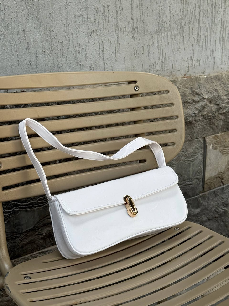 Classic Shoulder Bag