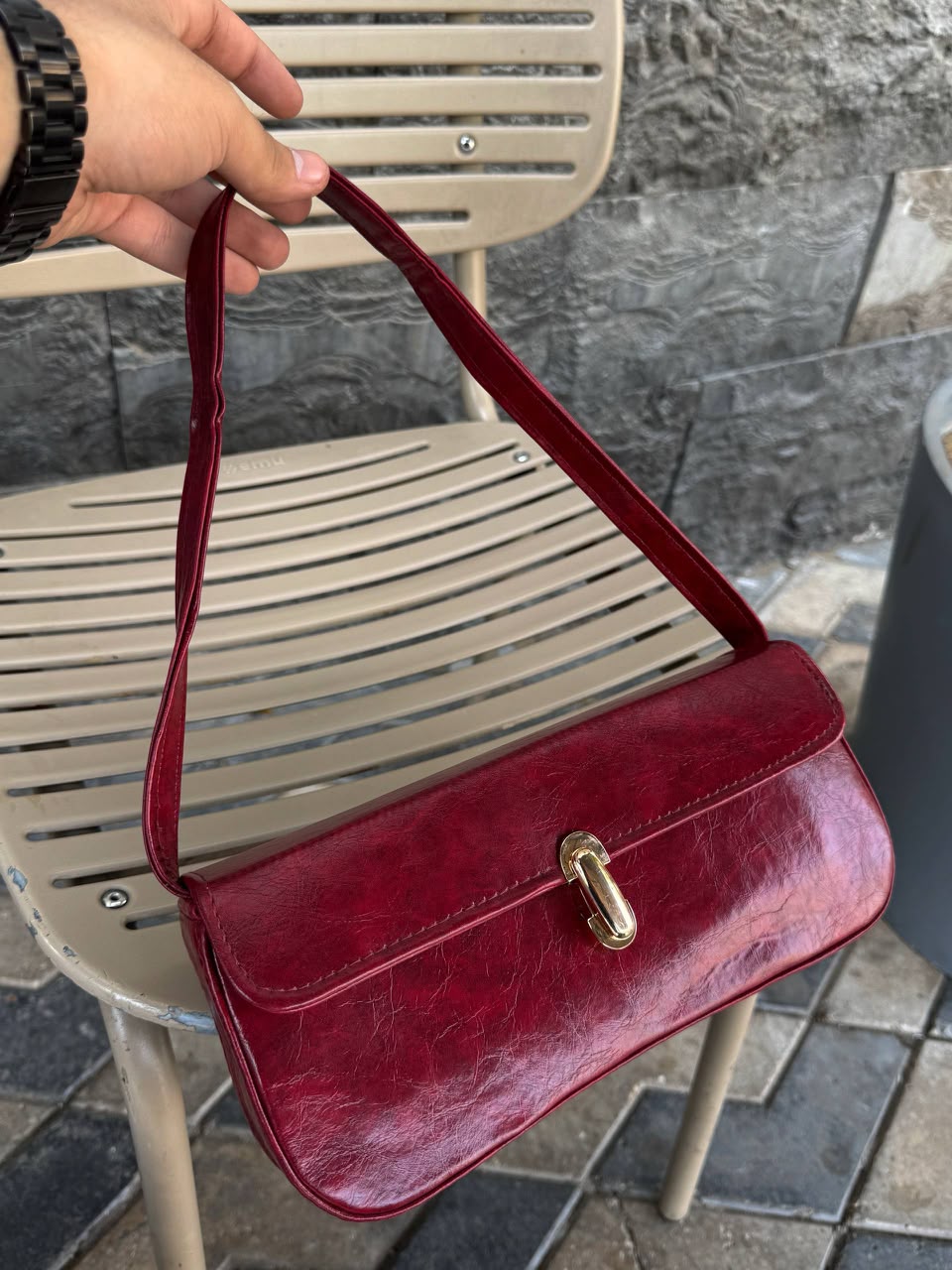 Classic Shoulder Bag